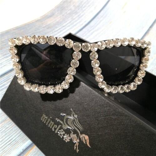 Metal Diamond Frame Fashion Sunglasses Women Brand Designer New Rhinestone Bling Sunglasses Men UV400 Large Frame Glasses FML