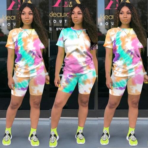 2021 Women 2PCS Sports Outfits Short Sleeve T-Shirt + Elastic High Waist Tie-Dye Shorts Mouth Printed Sports Short-Seeved Outfit