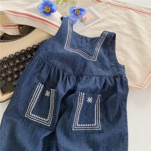 Childrens Overalls 2021 Autumn New Girl Jeans Korean Embroidered Childrens Suspender Pants Baby Cute Denim Overalls Girl Jeans
