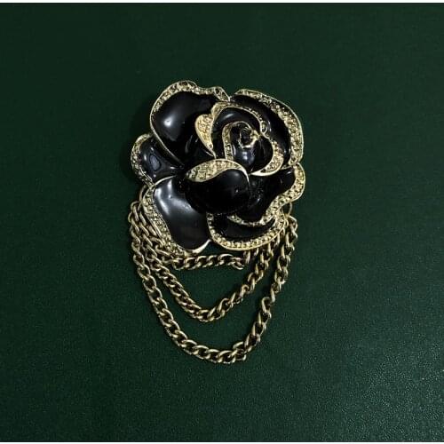 Muylinda Black Color Rose Flower With Chain Enamel Pin Womens Pins And Brooches Fashion Brooches Bouquet Clothes Jewelry Gift