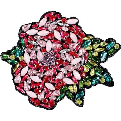 5pieces Handmade Beaded Rhinestones Flower Motifs Patches Sew on Applique Hats Dress Decorated DIY Sewing Supplies TH941