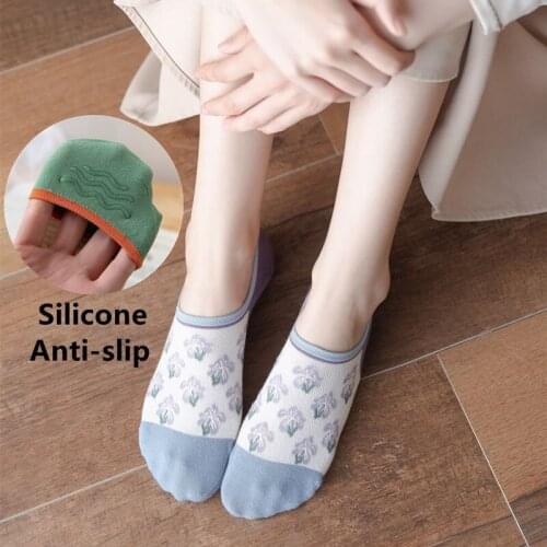 Kawaii Cute Socks Flower Embroidery Women Socks Cotton Silicone Non-slip Summer Invisible Ankle Socks Harajuku