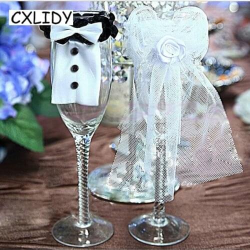 2pcs Wine Glasses Decor Holiday Wedding Bride Groom Tux Bridal Veil Wedding Party Toasting Wine Glasses DIY Decorations