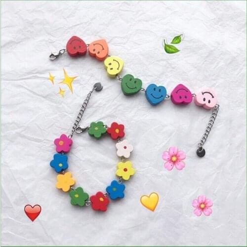 Ins Xuan Elegant Girlfriends Cool Earth Disco Jumping Cute Contrast Color Love Smiley Face Small Flower Wooden Chain Bracelet