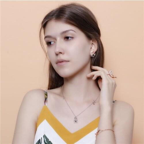 FEO Women Fashion Gold Silver Chain Crab Pendant With Crystal Diamond Choker Necklace Collares Jewelry With Exquisite Gift Box