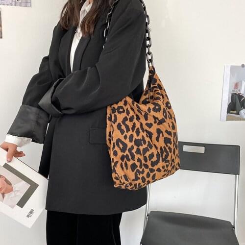 Women Fashion Corduroy Shoulder Bags Leopard Pattern Retro Tote Bags Chain Purses and Handbags Luxury Designer Female Casual Bag