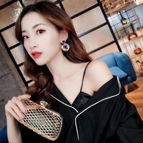 2019 New Movable Star Earrings Multi Layer Flash Crystal Gold Color Metal Circle Fashion Style Ear Accessories