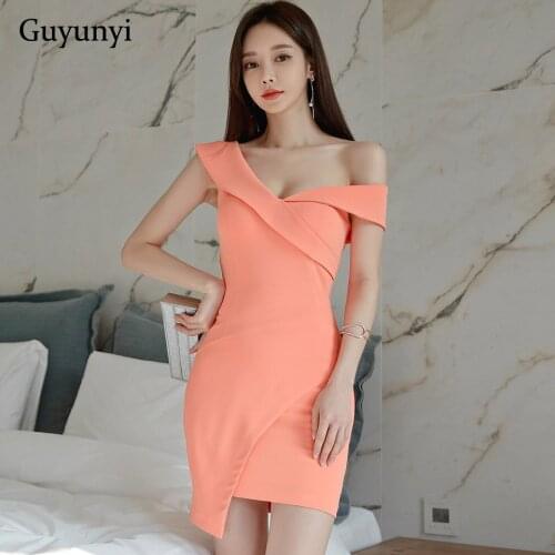 Plain Sexy Nightclub Dress 2020 Summer Simple High Waist Tight Asymmetrical One-Shoulder Sleeveless Elegant Party Dress Women