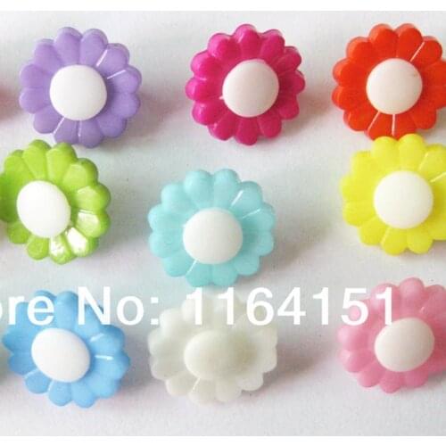 60pcs/pack Charm Buttons For Plastic Children Accessories Flower Buttons 15mm Girls Clothing Button Skids