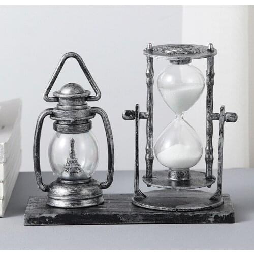 Creative Retro Small Lantern Decorative Ornaments Hourglass Ornaments Sandglass Craft Tabletop Ornament Student Gift