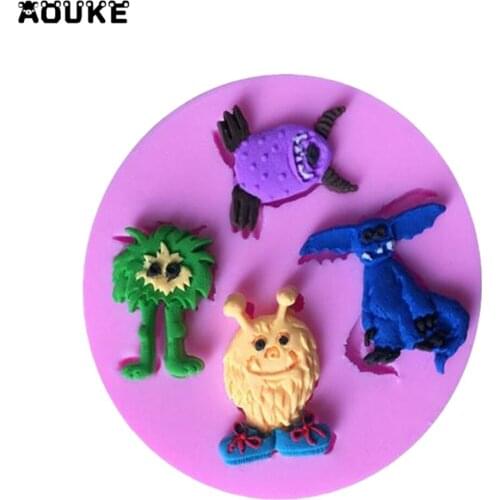 Kitchen DIY Cartoon Hairy Monster Lovely Strange Animal for Cake Decoration Liquid Silicone Tools Pastry mould Pudding Soap Ice