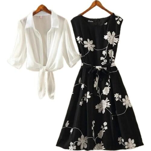 Dress suit womens fashion 2021 summer new style Korean style bandage retro printed chiffon dress chiffon blouse two-piece suit