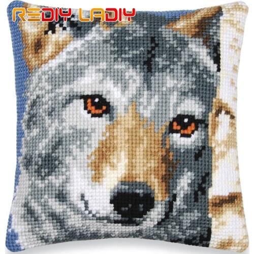 DIY Cross Stitch Cushion Farewell Wolf Needlepoint Kits Pre-Printed Canvas Thick Yarn Cross-stitch Pillow Case Arts and Crafts