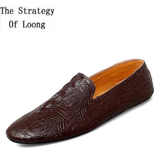 Spring Autumn Outdoor Fashion Men Pointed Toe Genuine Leather Casual Shoes Male Slip-On Lazy Flats Brogue Shoes 20200417