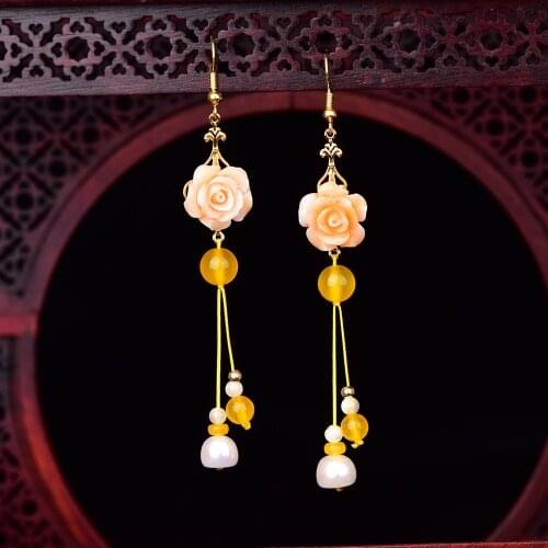 Internet Celebrity Girlish Heart Geometric Temperamental Eardrop Exquisite Synthetic Flower Classical Vintage Earrings