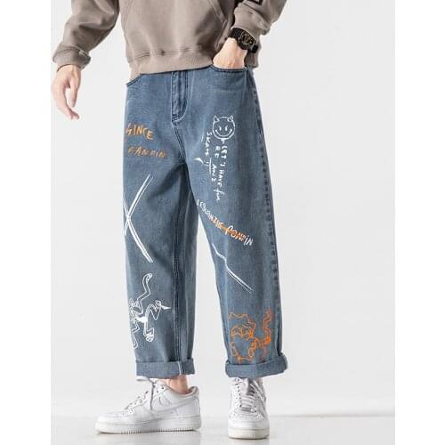 Man Straight Graffiti Casual Jeans Mans 2021 New Korean Collage Hip Hop Jeans Streetwear Loose Denim Bottoms Harajuku Fashion