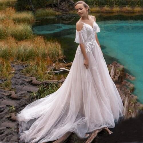 2021 Luxury Off the Shoulder Wedding Dresses V-neck Beading Straps 3D Flowers Appliques Open Back Bridal Gowns Robe de Mariee