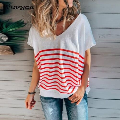 2021 Womens T-Shirts Casual Summer Striped Print Shirt Women V Neck Short Sleeve T-Shirt Casual Pullover Tee Loose Tops Ladies