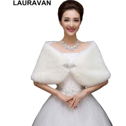 2020 Women Bolero Bridal Shawl Faux Fur Wrap Bolero Wedding Cape With Brooch Bridal Shawl Fur Cape WinterIvory Bridal Cloak