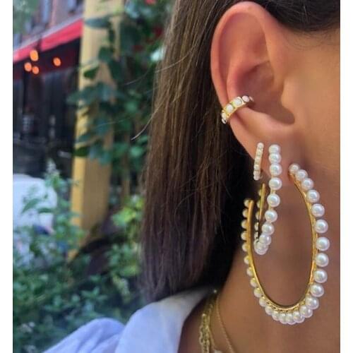 White fresh sea pearl hoop earring for women Gold color geometric round circle hoops classic trendy jewelry