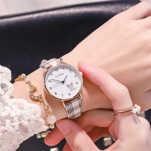 Lovely Cartoon Mouse Girl Watches Fashion Casual Lattice Design Women Leather Quartz Wristwatches Student Childrens Watch Gifts