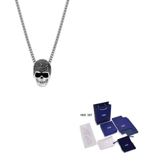 SWA Fashion Jewelry New Skull Pendant Necklace Black Skull Head Exquisite Decoration Crystal Boy Elegant Handsome Luxury Romanti