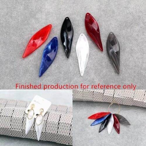 Wholesale 100pcs/lot color printing cartoon leaves shape acrylic beads charms diy jewelry earring/bracelet/necklace pendants