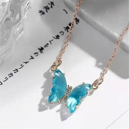 Butterfly Pendant Necklace Korean Fashion Women Cute Sparkling Crystal Party Gift