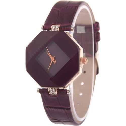 Guote Ladies Watch With Leather Strap