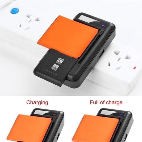 2 in 1 Portable USB Universal Battery Smart Charger USB Charger for Smart Phone Intelligent Battery Charging Control Circuit