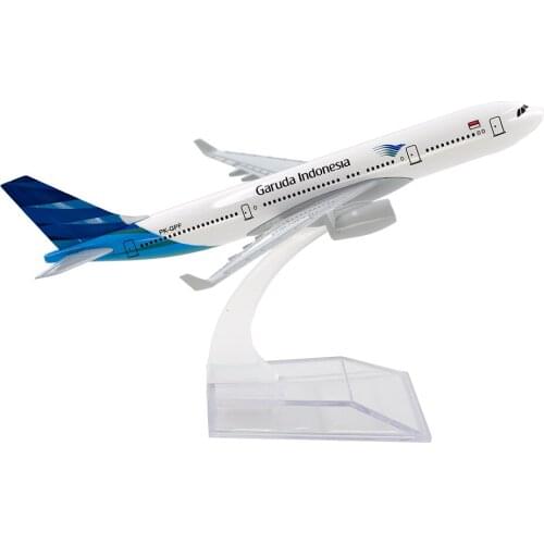 1/400 Scale Alloy Aircraft Airbus a330 Garuda Indonesia 16cm Alloy Plane Model Toys Decoration Children Gift for Collection