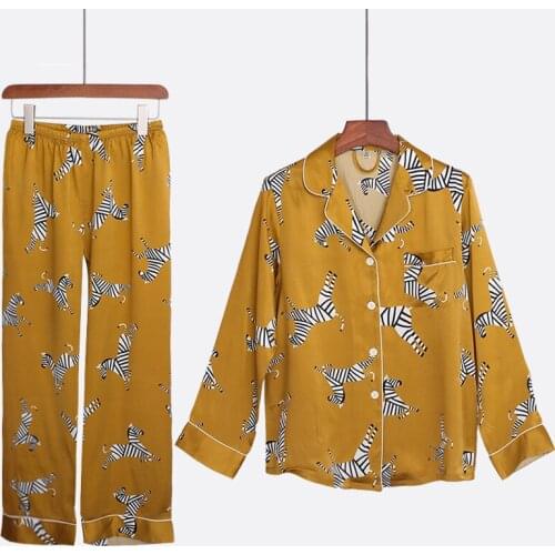 19MM Mulberry Women Silk Pajamas Suit Home Outside Suit 100% Printed Silk Pajamas For Women
