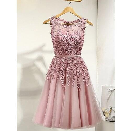 Charming Homecoming Dresses Scoop Sleeveless Prom Gowns Appliques Beading A-Line Knee-Length Party Dresses Graduation Gowns
