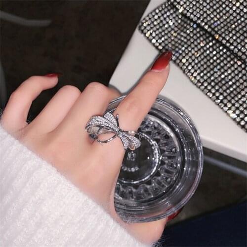 2021 Women Ring Gift With Bowkont Finger Rings For Women Vintage Retro Fashion Personality Rings Fine Jewelry