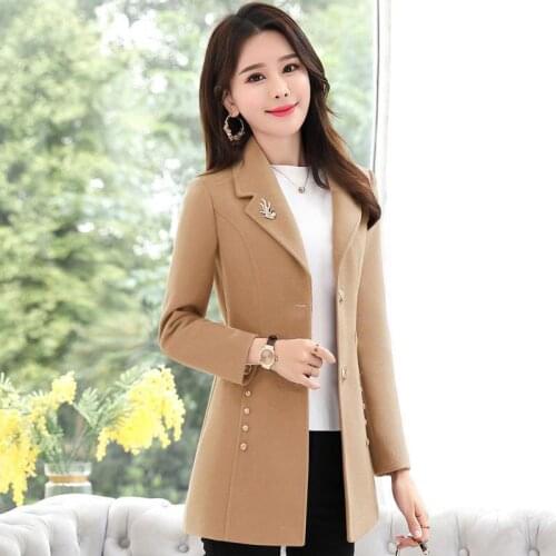 Woolen coat female 2021 spring and autumn new Korean style temperament age reduction slim fashion show thin woolen coat trend