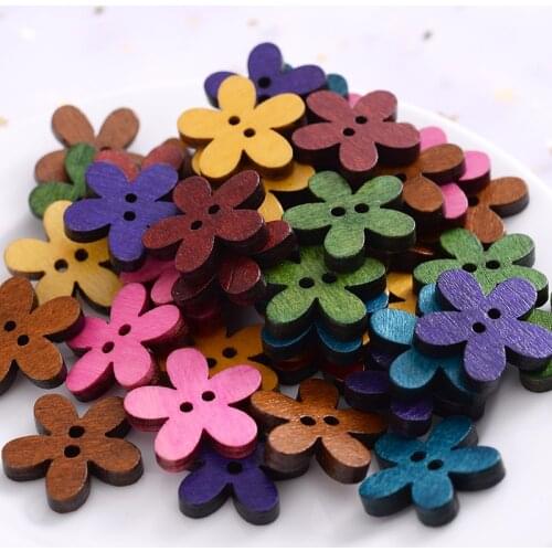 Hot 50Pcs Colorful Flower Shape Wooden Buttons Scrapbooking Solid Random Mixed Color For DIY Clothes Dolls Garment Accessories
