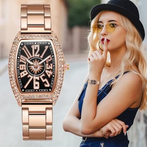 Womens Watch 2021 montre femme Sleek Minimalist Fashion With Strap Dial Womens Quartz Leather Watch Gift Watch reloj mujer