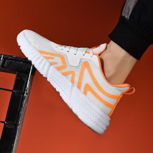 Male leisure sapato casuales spring Casual 2020 sale causal Male Sneakers man Breathable mesh s black mens solid trainers slip