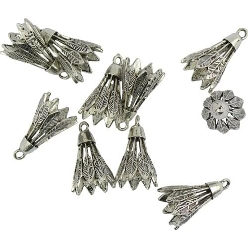 10Peces Hollow 3D Badminton Shuttlecock Birdie Sports DIY Charms Pendants