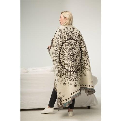 Mandala Indian Tapestry Wall Hanging Bohemian Beach Towel Polyester Sofa Cover Blanket Yoga Shawl Mat Blanket