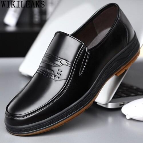 Brown Mens Loafers Shoes Luxury Black Leather Casual Shoes Man Platforms Designer Slip on Shoes Men 2021 Zapatillas De Hombres
