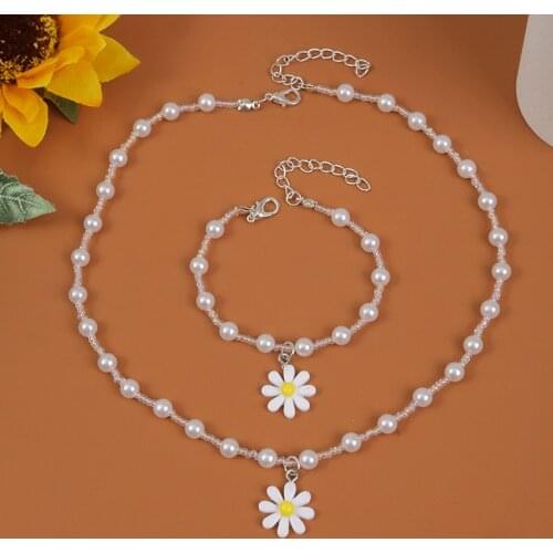 Simple Female White Pearl Transparent Glass Beads Handmade Beaded Flower Pendant Bracelets Necklaces For Women Jewelry Set Gift