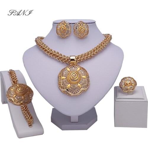 Fani Fashion African Beads Jewelry Set Brand Dubai Gold Color Jewelry Wholesale Nigerian Wedding Crystal Saudi Jewelry Sets