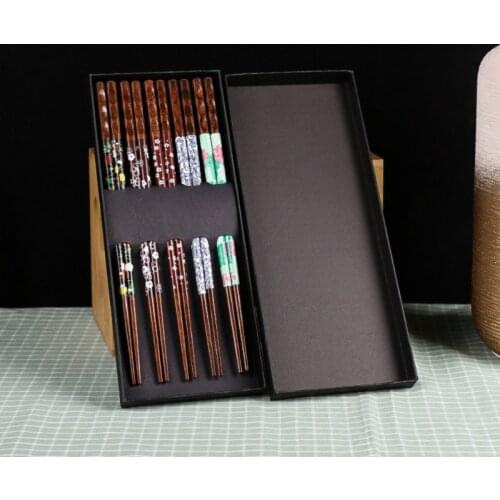 Japanese-style Reusable 5 Pair Handmade Bamboo Natural Wood Chopsticks Sushi Food Tortoise Mallas Wood Home Accessories