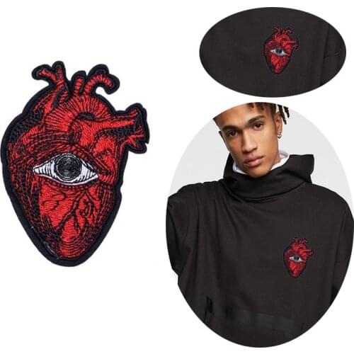 Iron On Patches DIY Punk Hear for Clothing Embroidered Appliques Ironing on Red Heart Badges Stripes Stickers on Garment Decor