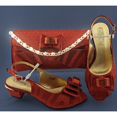 New Arrival Summer Red color Sandals Shoes And Bags Set Fashion Nigerian Women Low Heels Shoes And Bag Set For Evening Party
