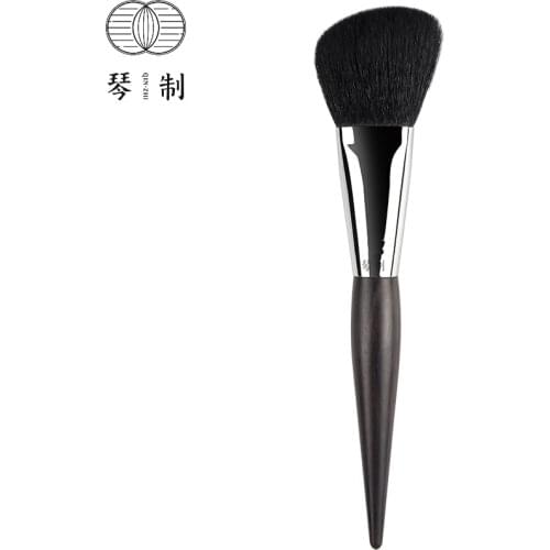 QINZHI Professional Handmade Make Up Brush G026 Angled Blush Contour Sculpting Brush Soft Saikoho Goat Hair Makeup Brushes