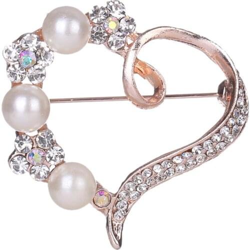 Womens Pearl Rhinestone Inlay Peach Heart Brooch Pin Gorgeous Shirt Badge