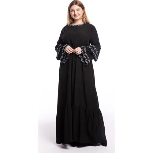 Abaya Dubai Hot sale European and American Fashion Petal Sleeve Dress Long Sleeve Embroidered Slim Fit Muslim dress