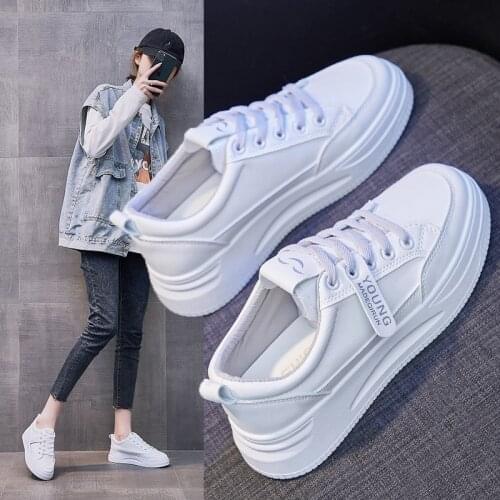 Breathable white shoes womens spring 2021 new casual sports shoes womens tide thick-soled sponge cake
